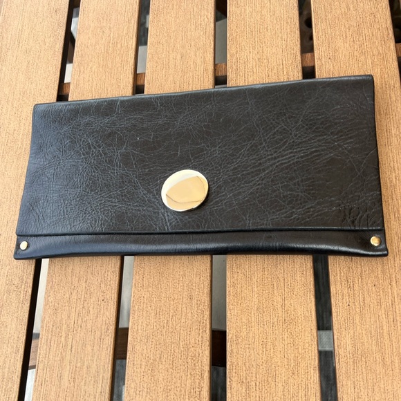 ⚫️ Ṁȯṡṡ Ṁi̇l̇l̇ṡ LEATHER Walker Disc Clutch ⚫️ - Picture 6 of 7